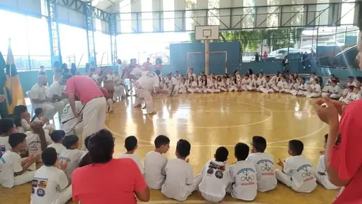 09/08 - Batizado e Troca de Cordões de Capoeira — foto 3