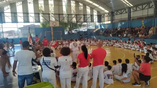 09/08 - Batizado e Troca de Cordões de Capoeira — foto 31