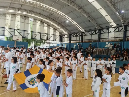 17/05 - Festival de Capoeira de Louveira — foto 1